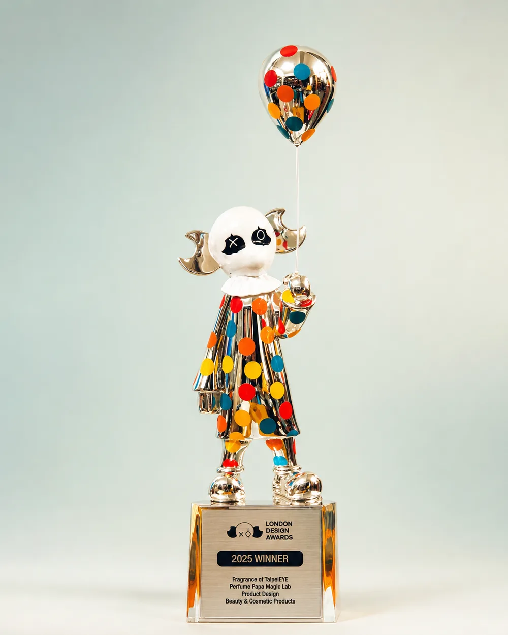 London Design Awards 2025 Winner 獎盃